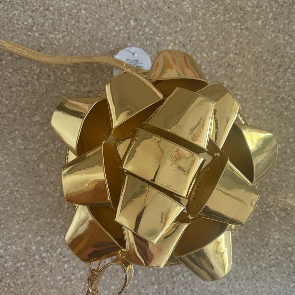 Shiny Gold Decorative Bow purse Brand New